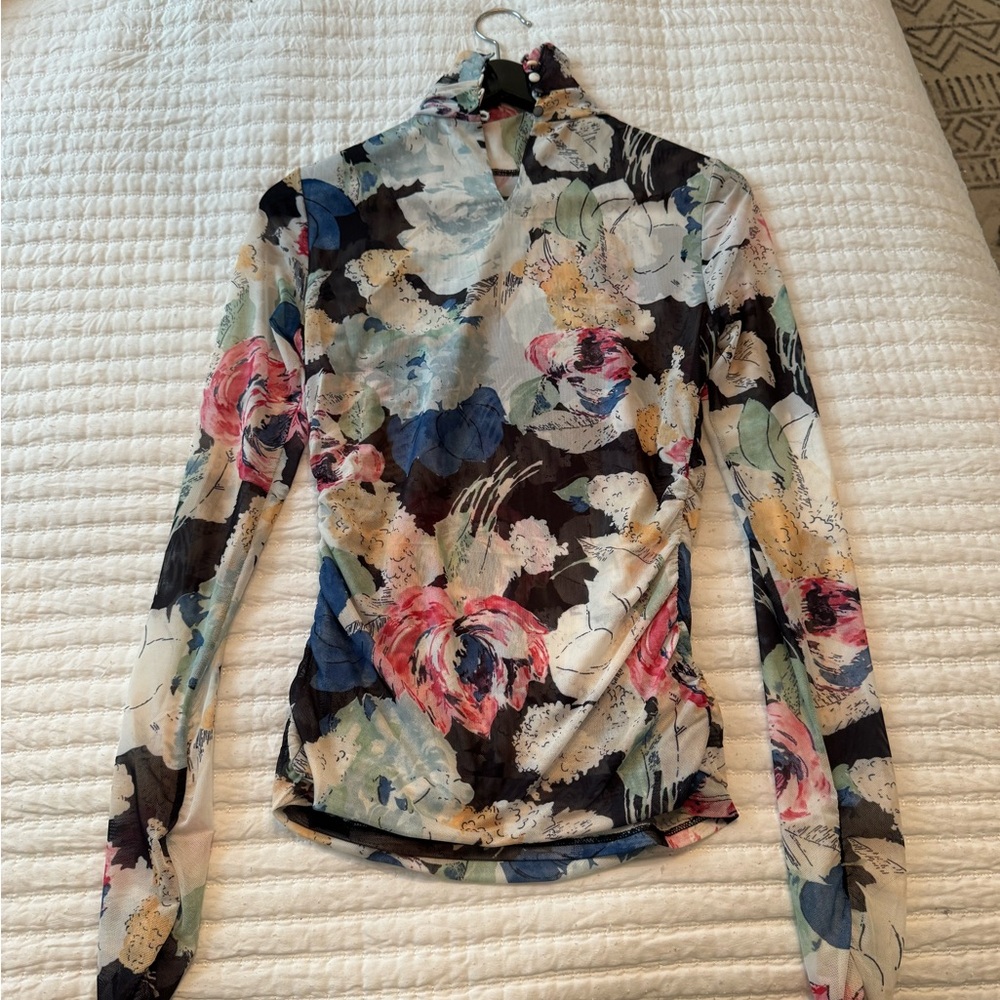 Cinq a Sept Top size S NWOT